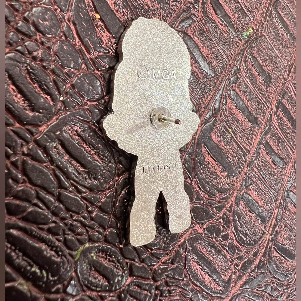 LN LOL lol surprise pin
